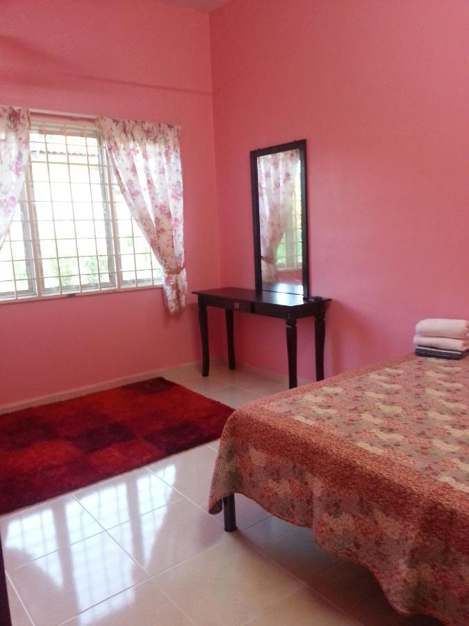 Yasmeen Homestay Kemaman Chukai Exteriér fotografie
